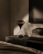 O—01  Hourglass